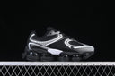 NB 2000 Black and White